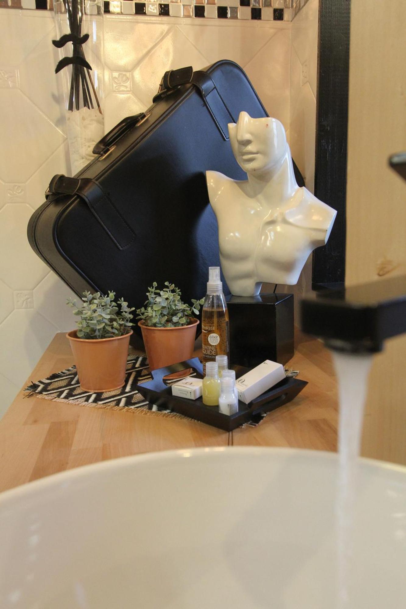 Taty Ginette Maison Et Table D'Hotes Marolles  Exterior foto